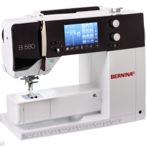 machine-a-coudre-et-a-border-bernina-580